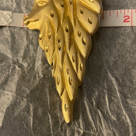 Vintage 1990's burnished & shiny lion brooch. - Picture 15 of 15